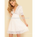 Lace Trim Eyelet bestickte Kleid Herstellung Großhandel Mode Frauen Bekleidung (TA3152D)